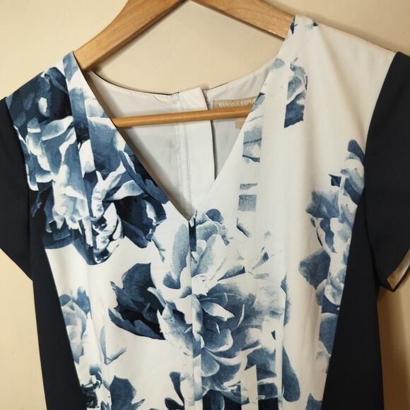 Banana Republic Floral Dress Cap Sleeve Sheath - Picture 7 of 13